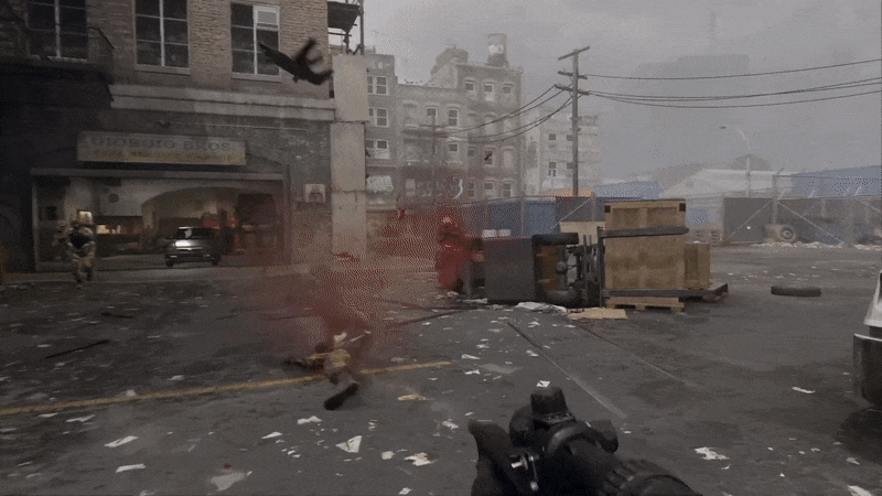 La postura táctica te brinda una opción de apuntar entre los ADS tradicionales y el disparo de cadera.