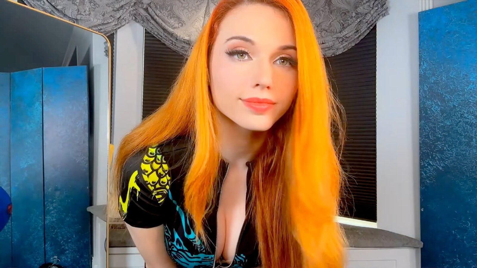 Amouranth gasta 17 millones de dólares en un campo frutal para “superar ...
