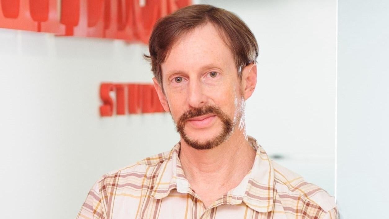 Rich Vogel en sus días de entretenimiento en línea de Sony.