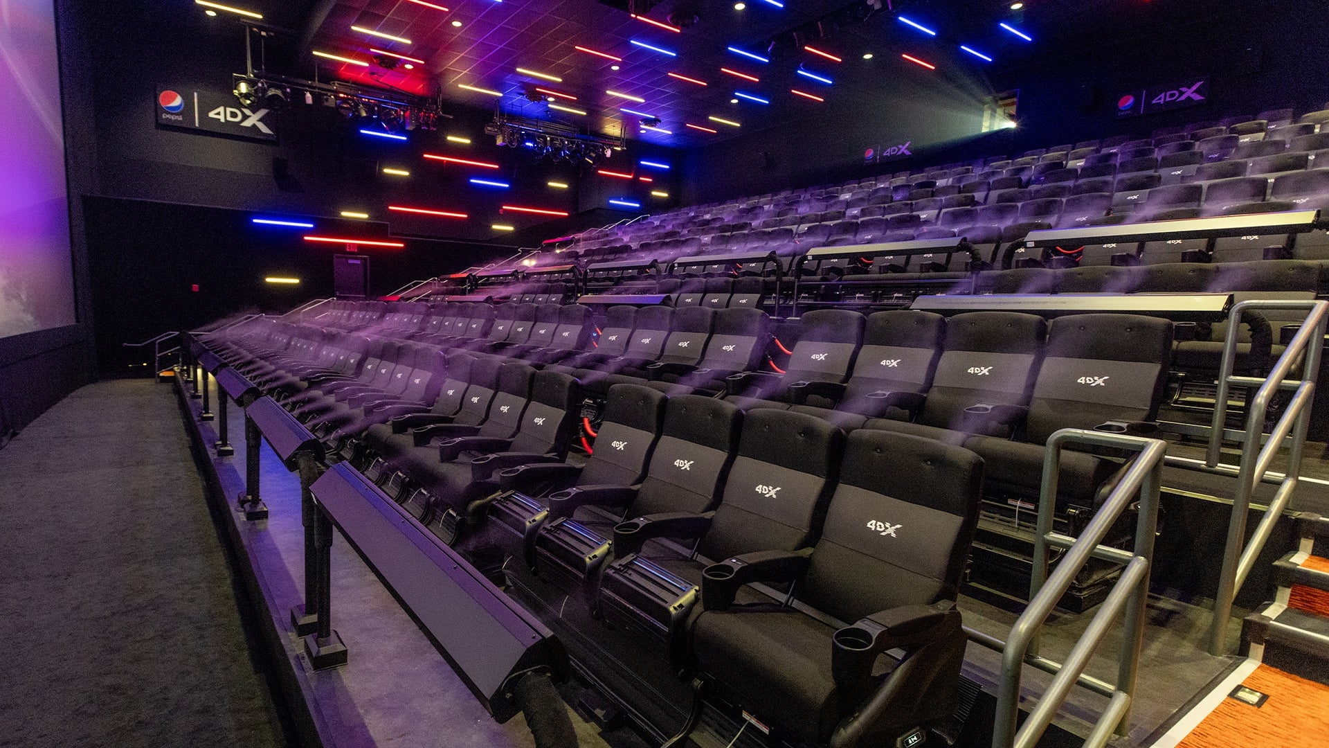 El cine 4DX en Regal Times Square donde vi Tornados. 