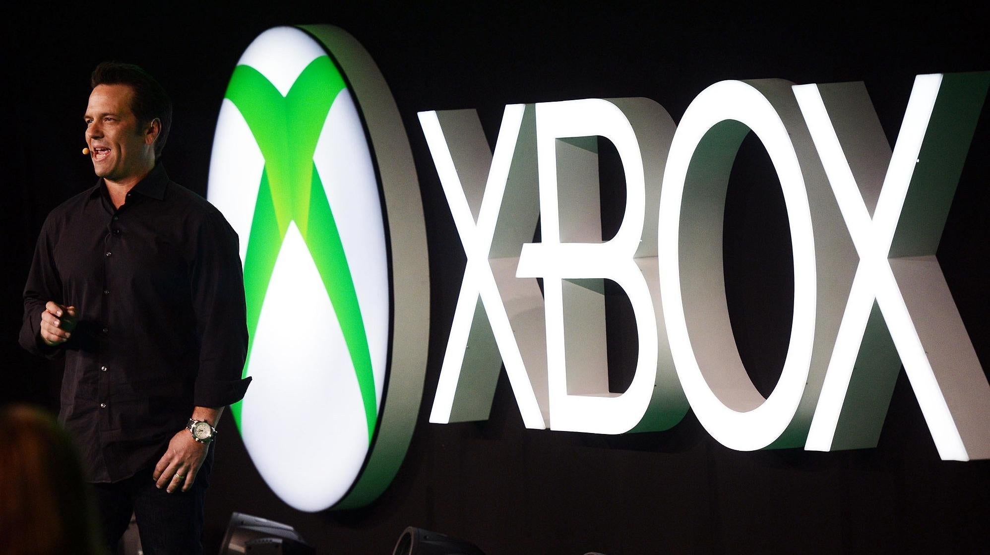 Phil Spencer aparece en Gamescom 2014 antes de cumplir 10 años a cargo de Xbox.